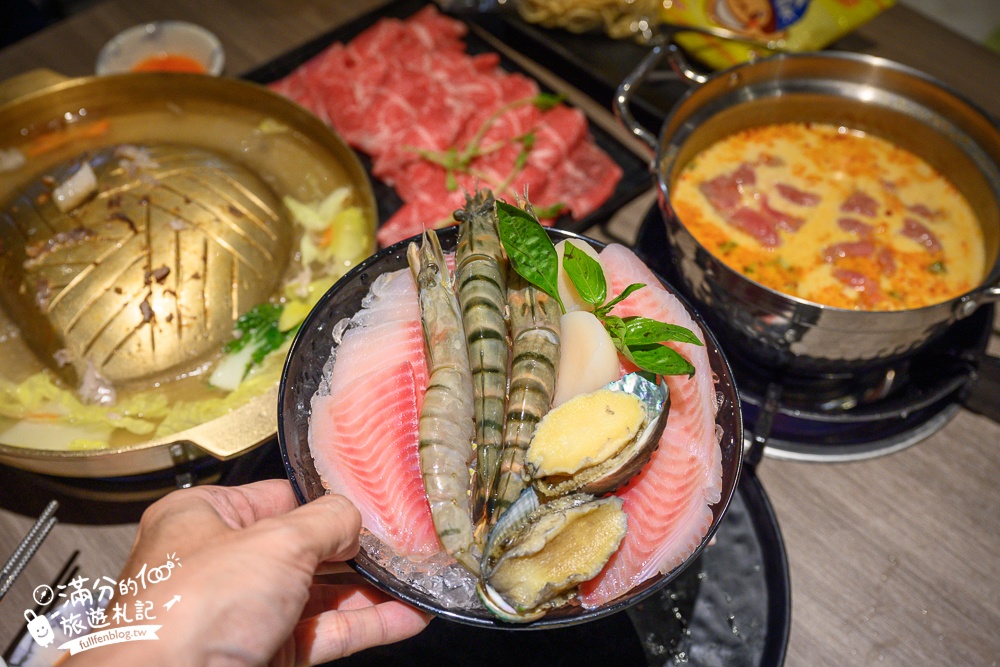 台中【一饌泰式燒烤火鍋北屯店】欲罷不能的泰式銅板烤肉和泰式酸辣湯底.蔬食飲料冰淇淋通通無限暢飲!