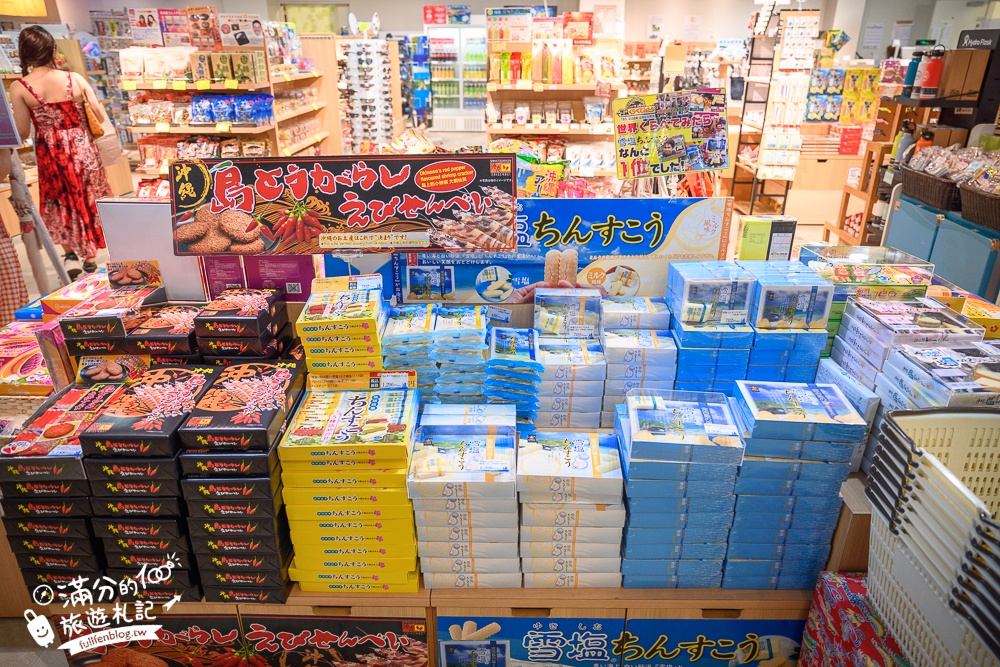 沖繩景點【萬座毛】2025全新玩樂方式&必拍打卡地標,沖繩象鼻岩,必吃琉球傳統點心沖繩甜甜圈!