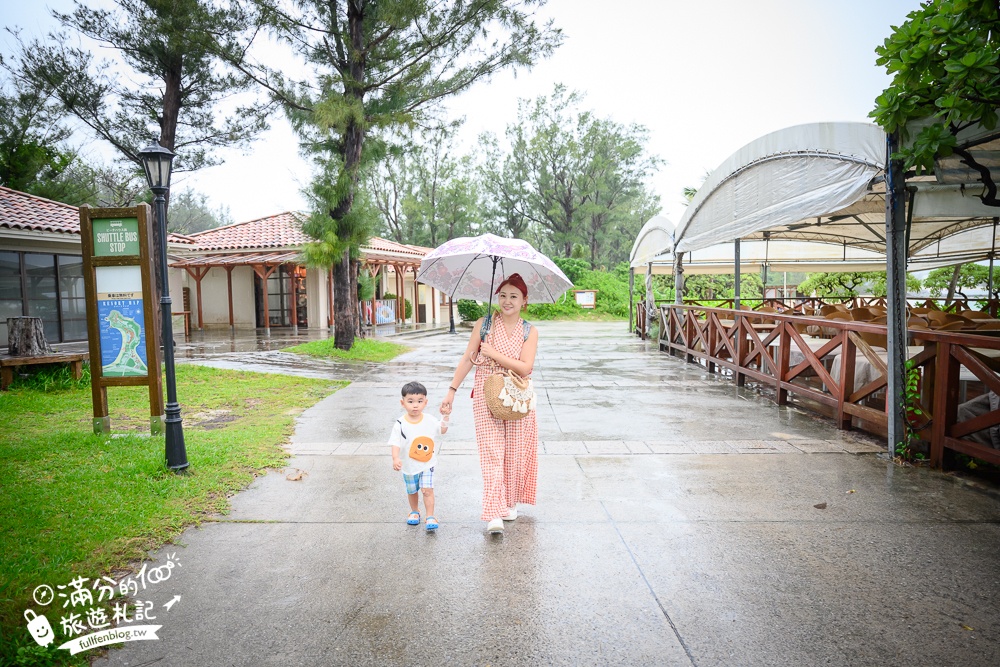 沖繩【海中展望塔】部瀬名海中公園必玩360環景圓窗看魚,以及海底玻璃船,沖繩雨天備案景點!