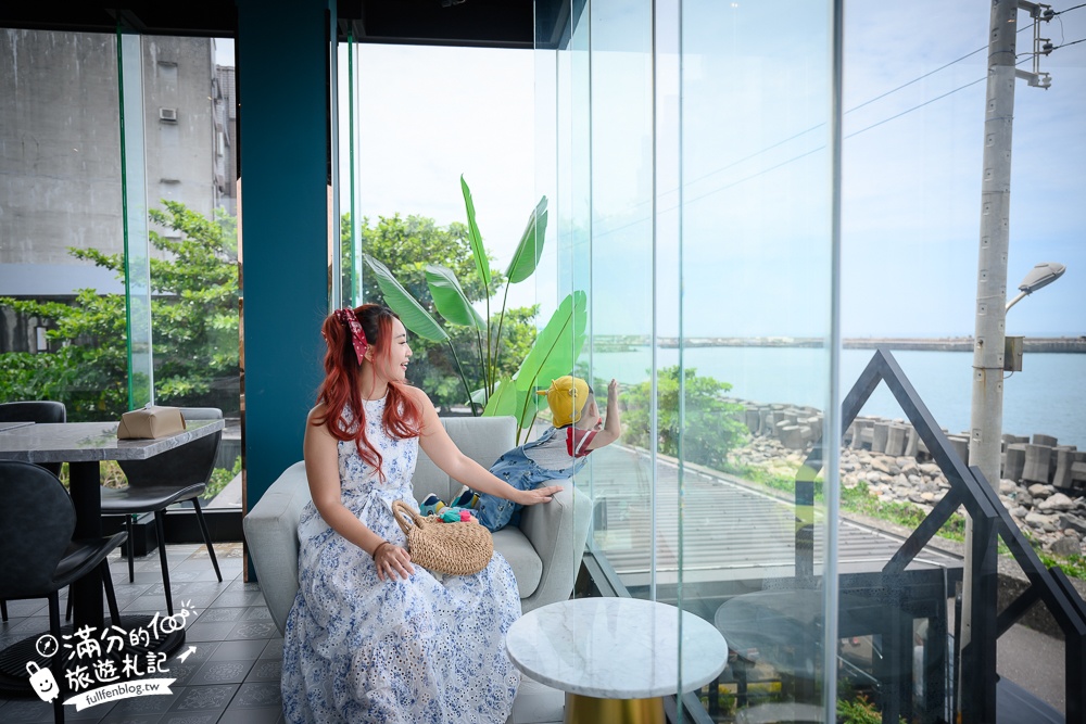 屏東【枋寮椰們海景餐廳Pi coconut】秒飛峇里島,絕美海上玻璃屋,無敵海景看台太夢幻!