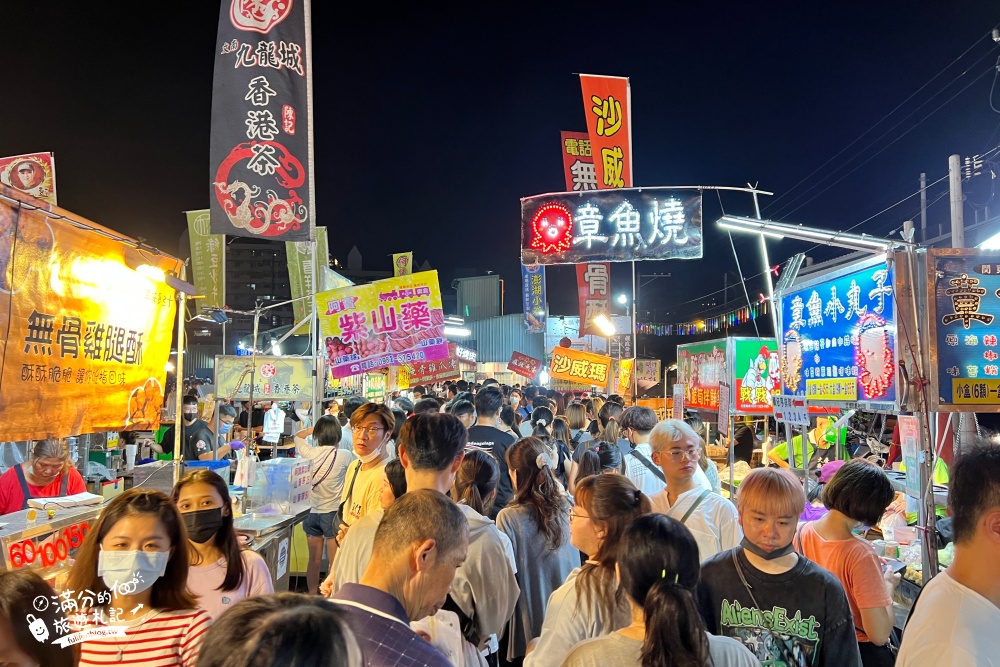 【2025台中夜市懶人包】TOP6個台中夜市推薦,好逛好吃好買,還很好玩耶!