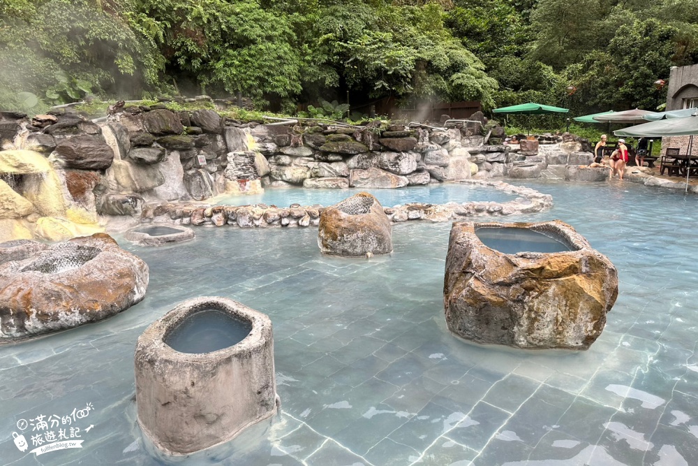 宜蘭景點|太平山鳩之澤溫泉|石頭湯秘境.夢幻藍色溫泉~250元露天美人湯不限時.6歲以下免費!