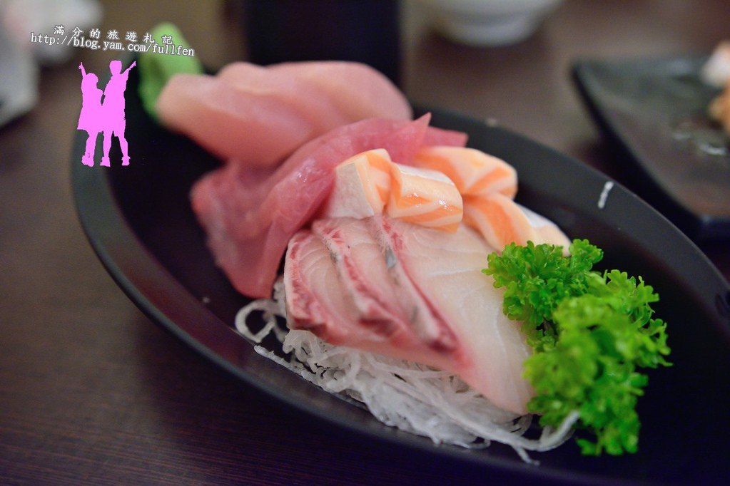 【花蓮食記】賀川壽司屋。日本料理平價握壽司。生魚片。丼飯(已歇業)