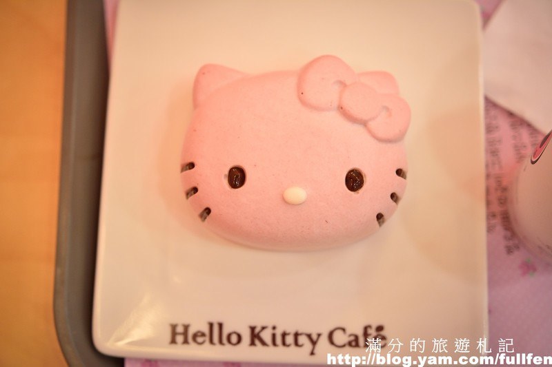 【韓國首爾】超可愛Hello Kitty Caf’e(弘大站)/韓國下午茶/咖啡館/